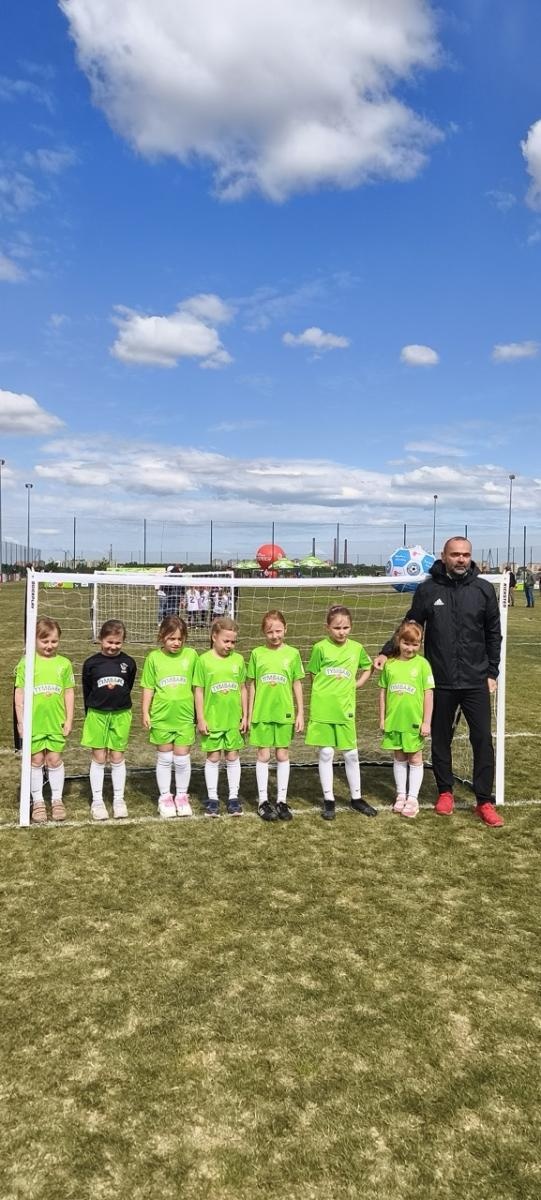 Zdjęcie w galerii na portalu naszraciborz.pl: Pawłowianki wicemistrzyniami Śląska! Znakomity występ w turnieju Z podwórka na stadion wiadomości z regionu