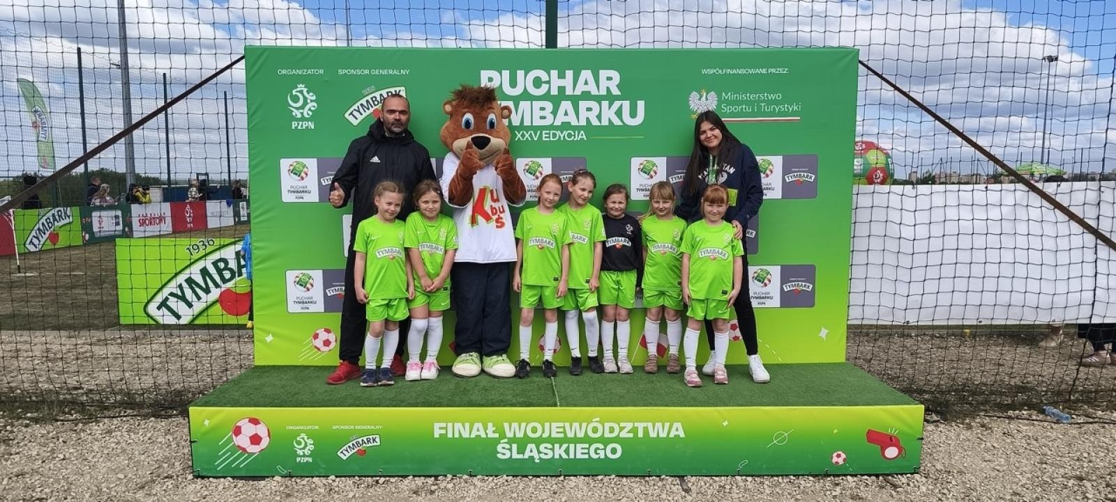 Zdjęcie w galerii na portalu naszraciborz.pl: Pawłowianki wicemistrzyniami Śląska! Znakomity występ w turnieju Z podwórka na stadion wiadomości z regionu