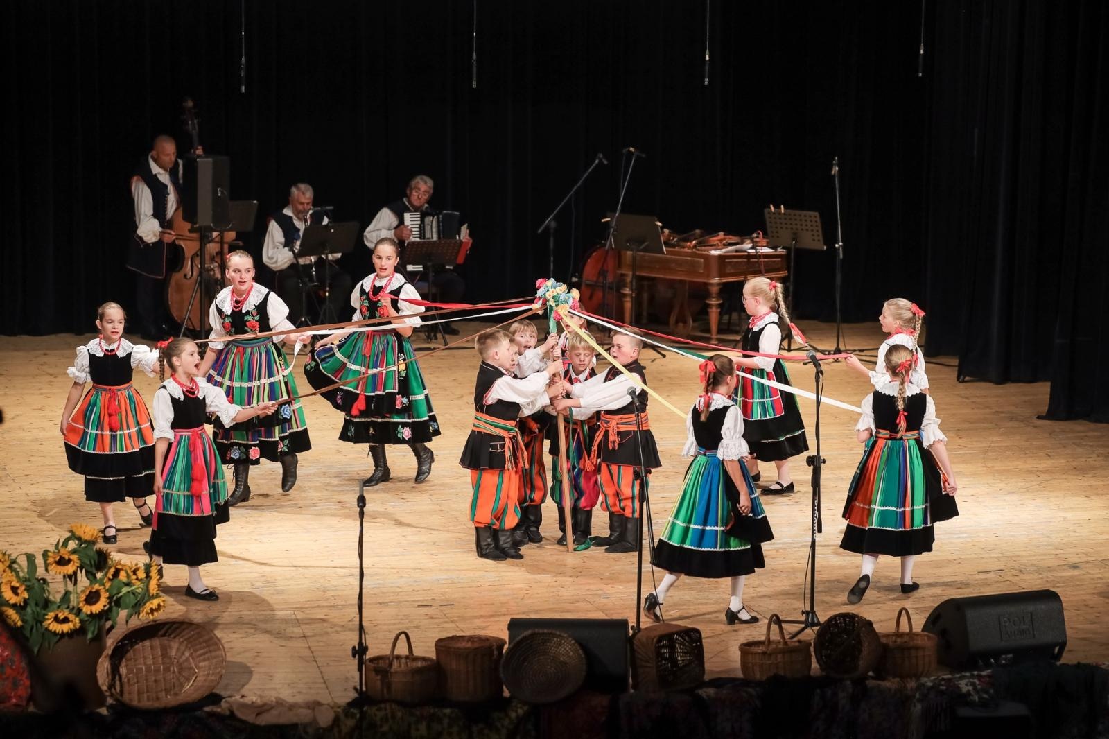 Zdjęcie w galerii na portalu naszraciborz.pl: Koncert Zespołu Pieśni i Tańca Strzecha im. Joli Rymszy już 1 czerwca [ZAPOWIEDŹ] wiadomości z regionu