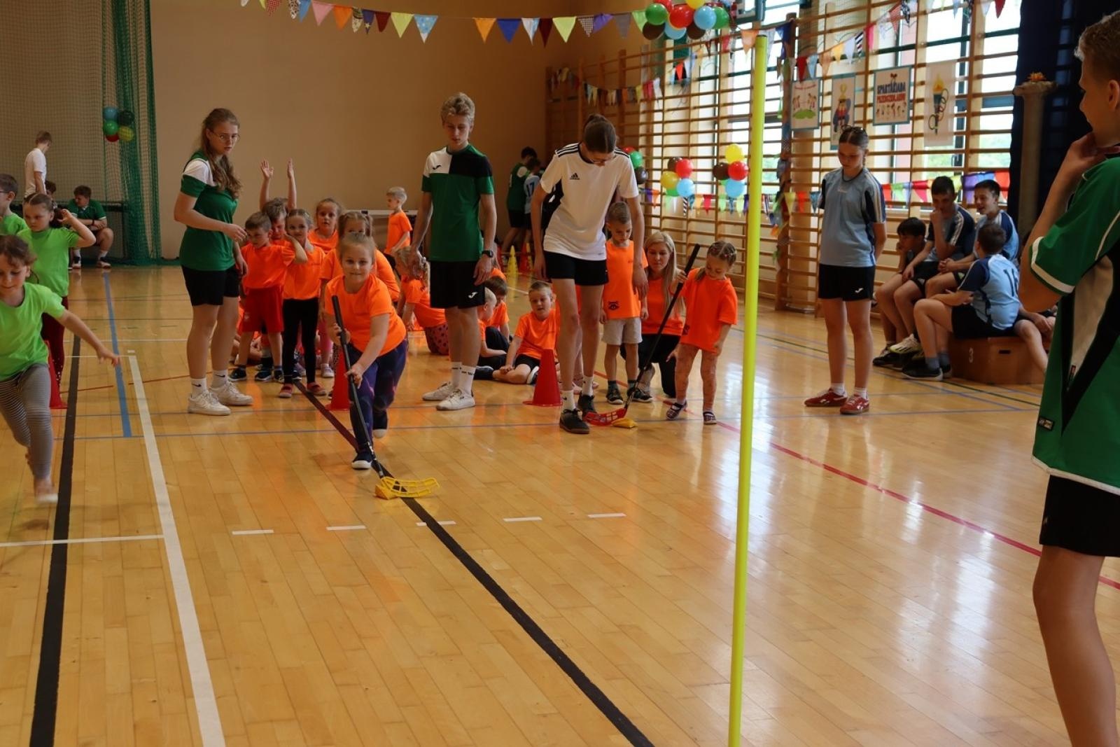 Zdjęcie w galerii na portalu naszraciborz.pl: Gminna Spartakiada Przedszkolaków w Rudniku: integracja i sportowe pasje wiadomości z regionu