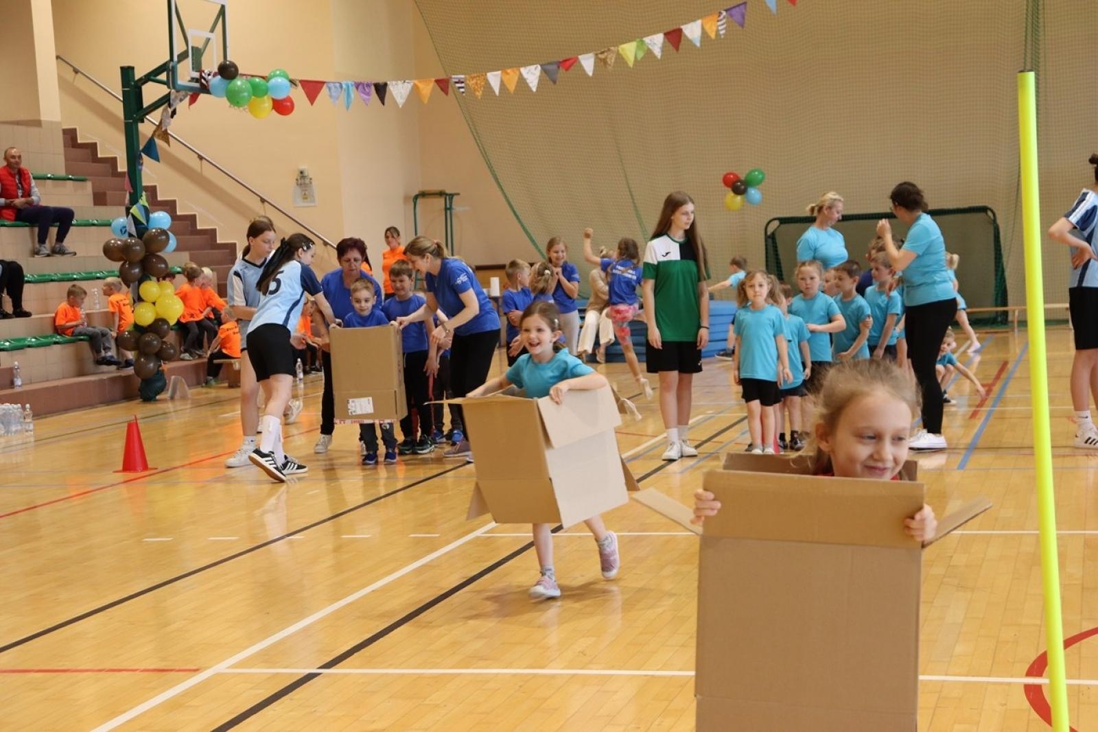 Zdjęcie w galerii na portalu naszraciborz.pl: Gminna Spartakiada Przedszkolaków w Rudniku: integracja i sportowe pasje wiadomości z regionu