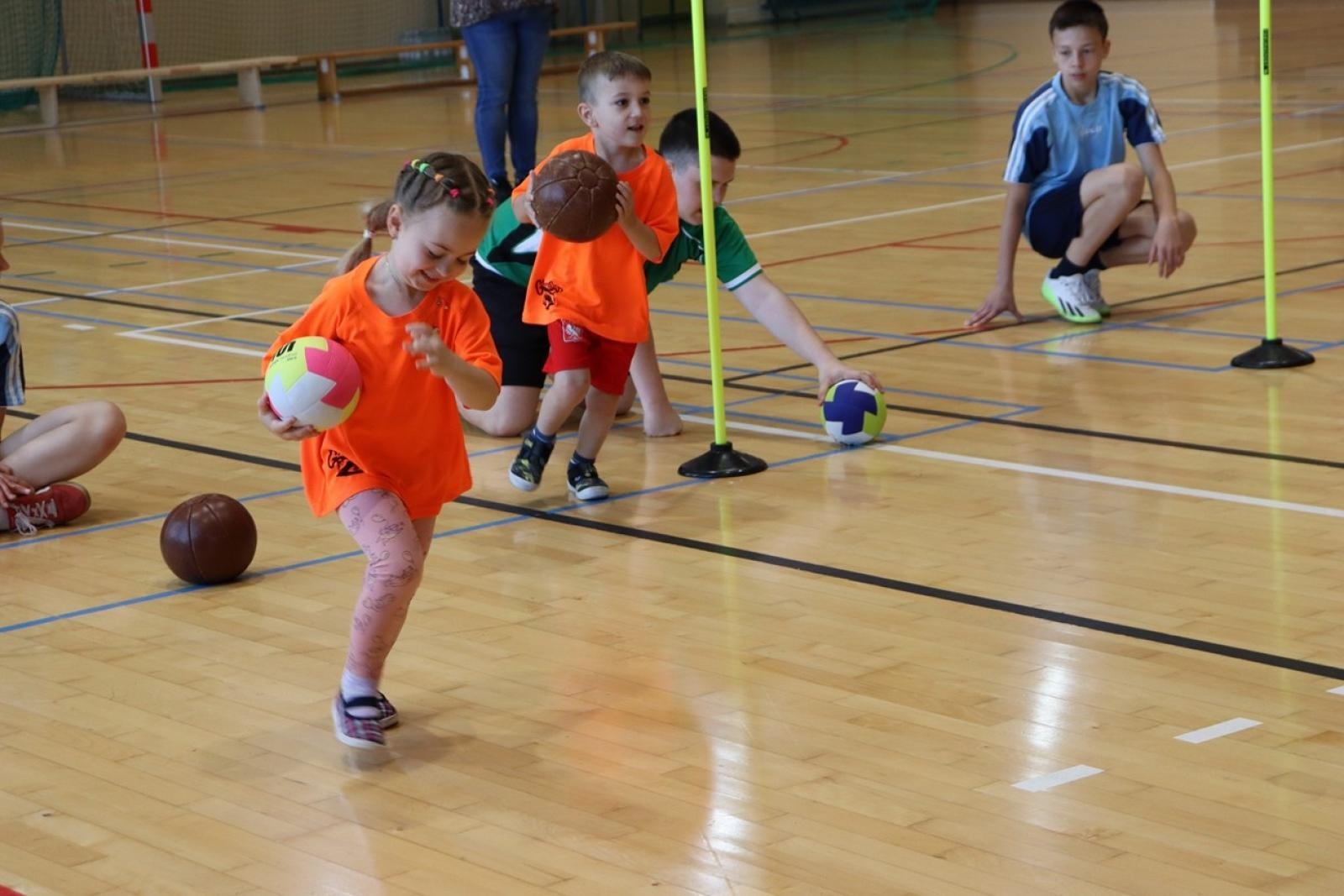 Zdjęcie w galerii na portalu naszraciborz.pl: Gminna Spartakiada Przedszkolaków w Rudniku: integracja i sportowe pasje wiadomości z regionu