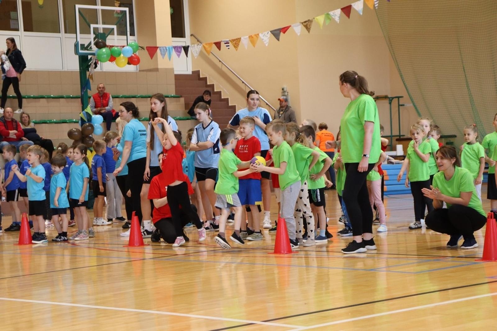 Zdjęcie w galerii na portalu naszraciborz.pl: Gminna Spartakiada Przedszkolaków w Rudniku: integracja i sportowe pasje wiadomości z regionu