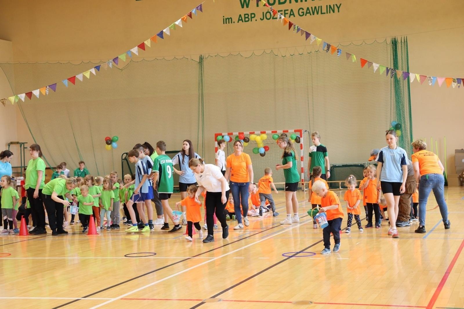 Zdjęcie w galerii na portalu naszraciborz.pl: Gminna Spartakiada Przedszkolaków w Rudniku: integracja i sportowe pasje wiadomości z regionu
