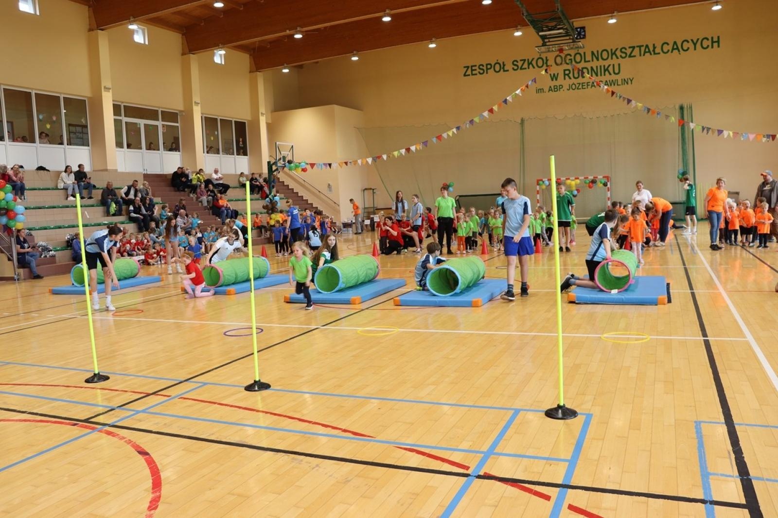 Zdjęcie w galerii na portalu naszraciborz.pl: Gminna Spartakiada Przedszkolaków w Rudniku: integracja i sportowe pasje wiadomości z regionu