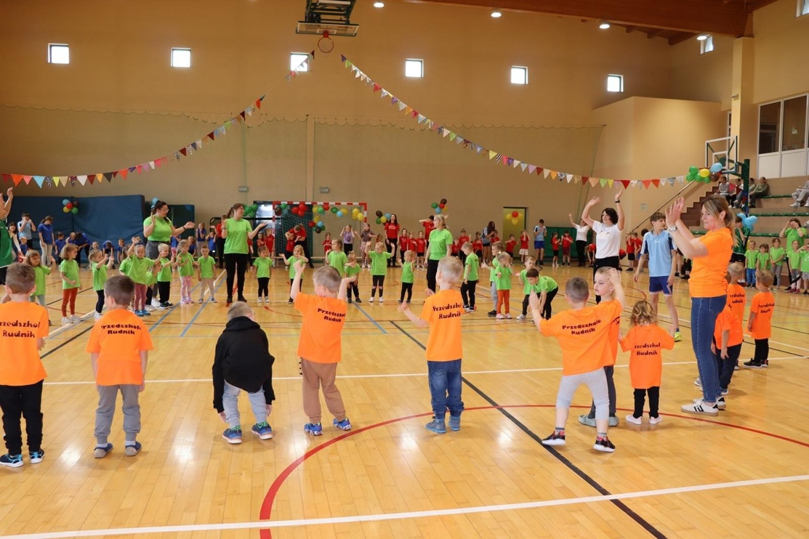 Zdjęcie w galerii na portalu naszraciborz.pl: Gminna Spartakiada Przedszkolaków w Rudniku: integracja i sportowe pasje wiadomości z regionu