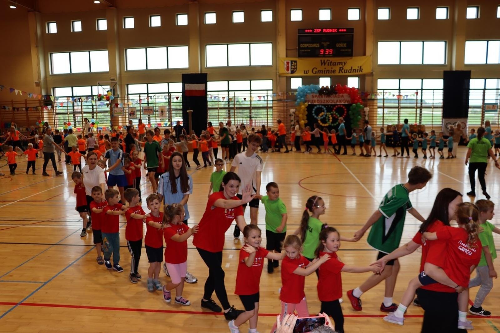 Zdjęcie w galerii na portalu naszraciborz.pl: Gminna Spartakiada Przedszkolaków w Rudniku: integracja i sportowe pasje wiadomości z regionu