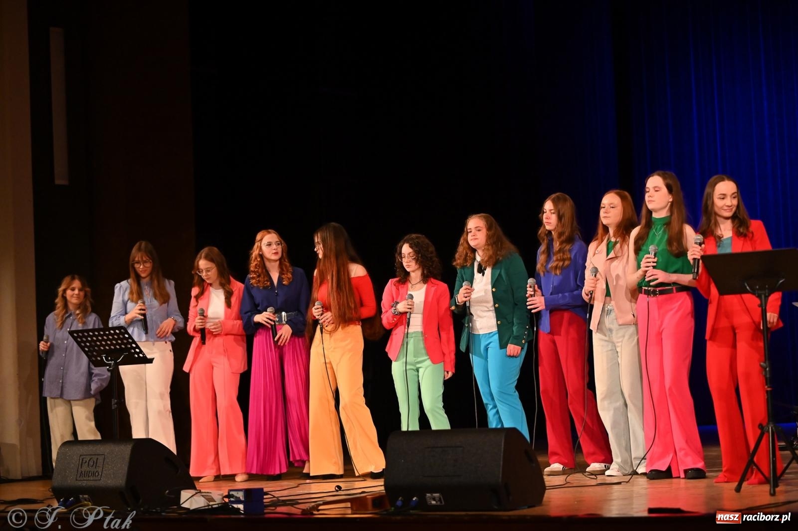 Zdjęcie w galerii na portalu naszraciborz.pl: Perspektywa Kids & Young. Muzyczna młodzież rozgrzała serca raciborzan [FOTO i WIDEO] wiadomości z regionu