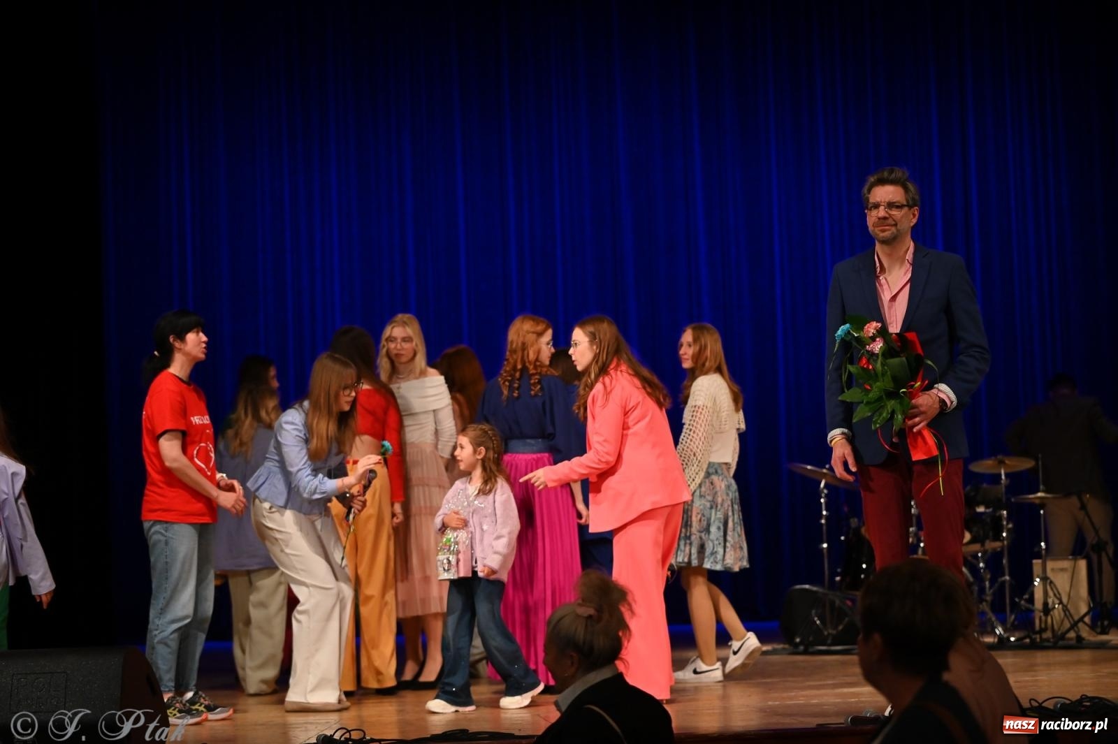 Zdjęcie w galerii na portalu naszraciborz.pl: Perspektywa Kids & Young. Muzyczna młodzież rozgrzała serca raciborzan [FOTO i WIDEO] wiadomości z regionu