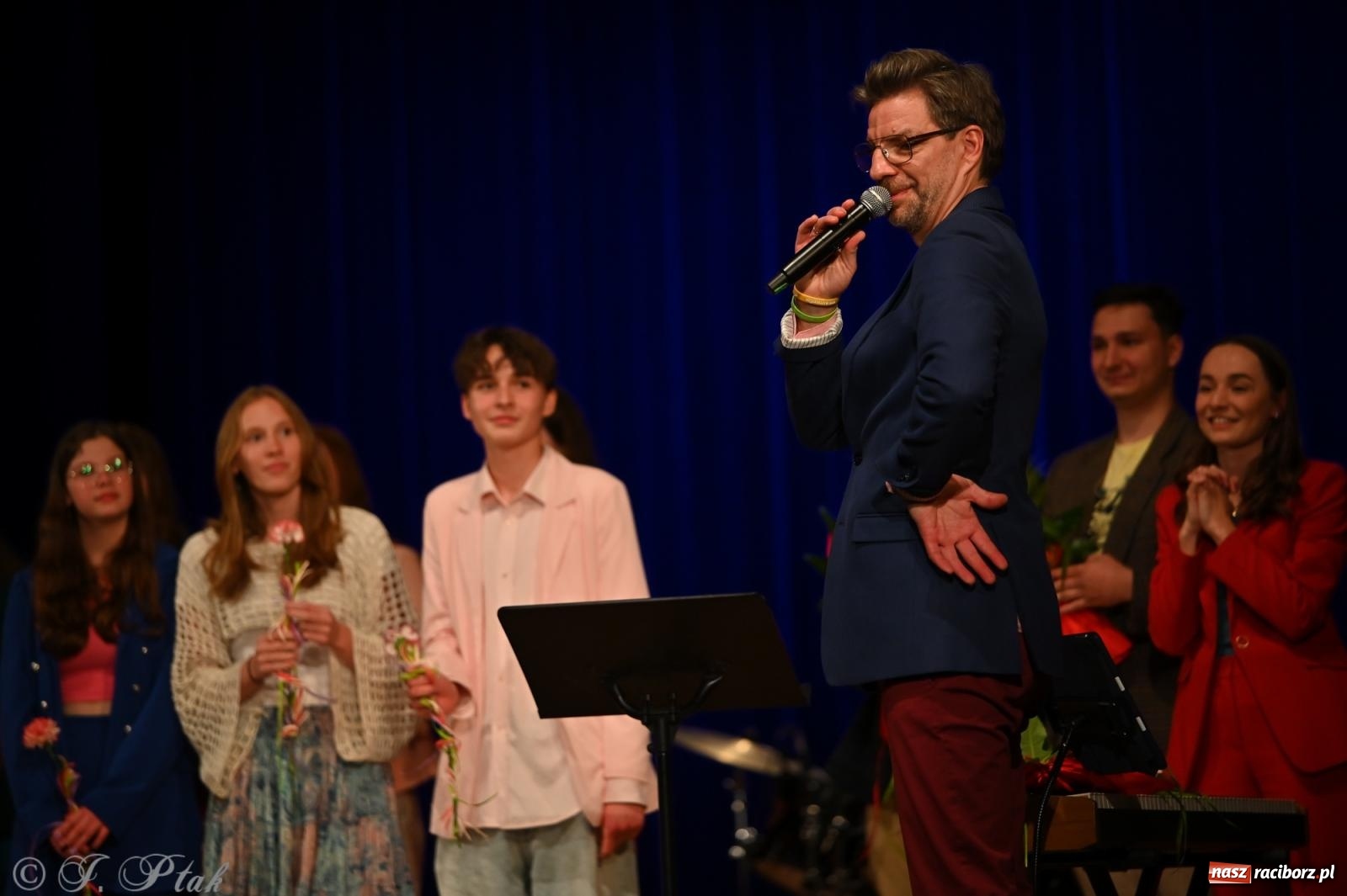 Zdjęcie w galerii na portalu naszraciborz.pl: Perspektywa Kids & Young. Muzyczna młodzież rozgrzała serca raciborzan [FOTO i WIDEO] wiadomości z regionu