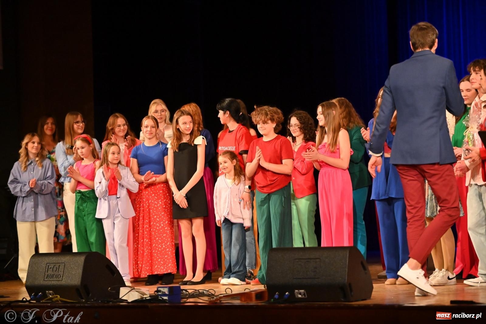 Zdjęcie w galerii na portalu naszraciborz.pl: Perspektywa Kids & Young. Muzyczna młodzież rozgrzała serca raciborzan [FOTO i WIDEO] wiadomości z regionu