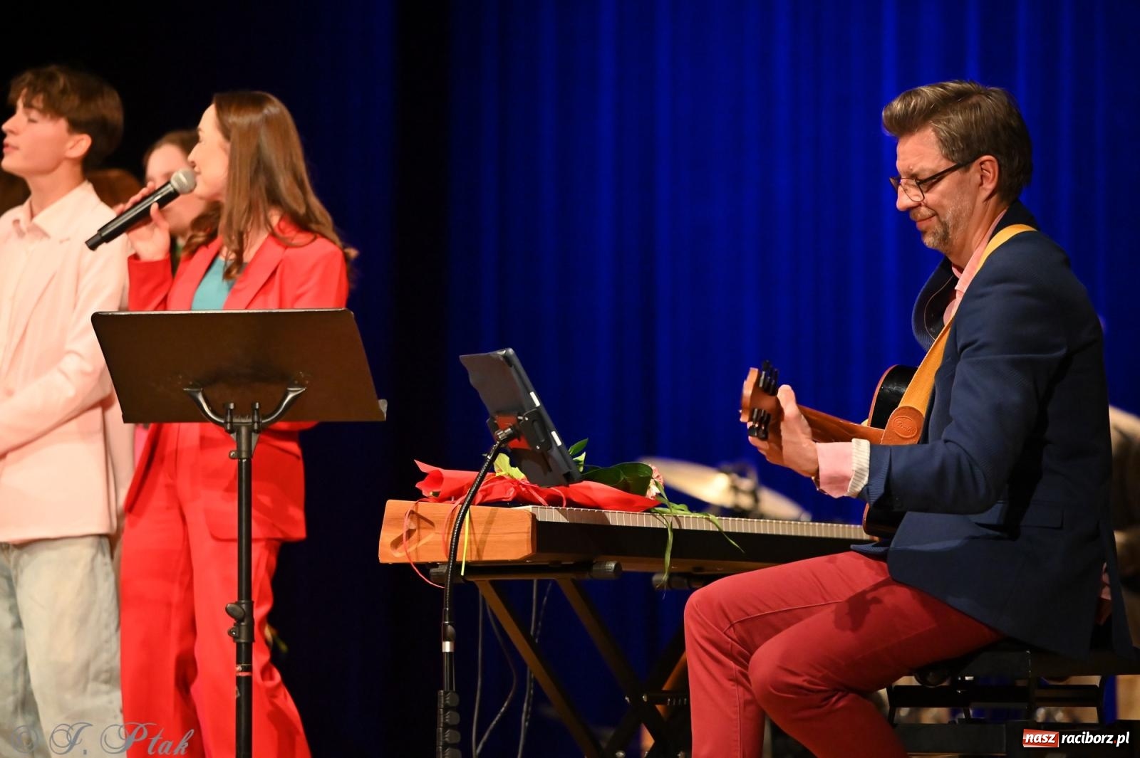 Zdjęcie w galerii na portalu naszraciborz.pl: Perspektywa Kids & Young. Muzyczna młodzież rozgrzała serca raciborzan [FOTO i WIDEO] wiadomości z regionu