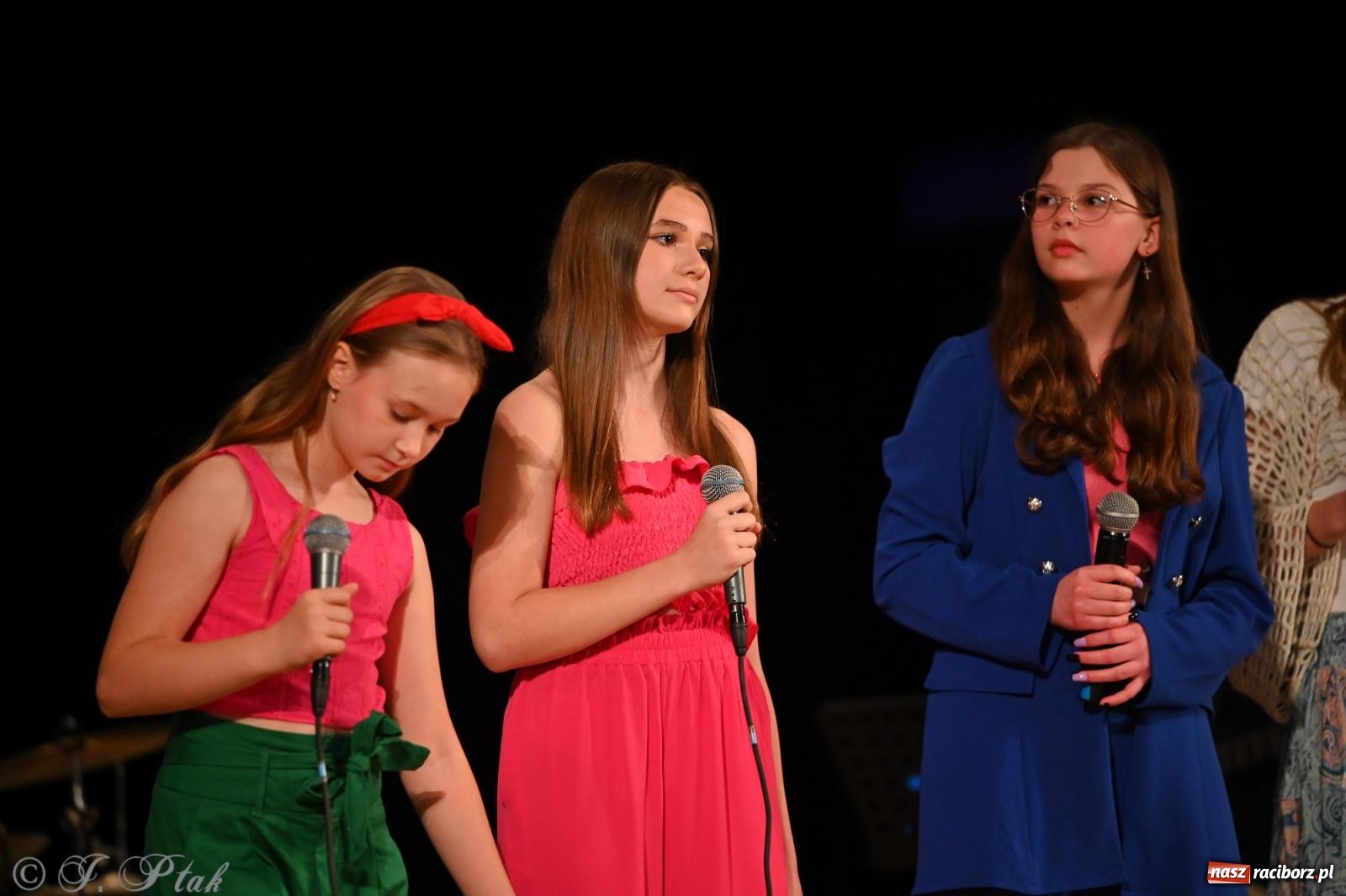 Zdjęcie w galerii na portalu naszraciborz.pl: Perspektywa Kids & Young. Muzyczna młodzież rozgrzała serca raciborzan [FOTO i WIDEO] wiadomości z regionu