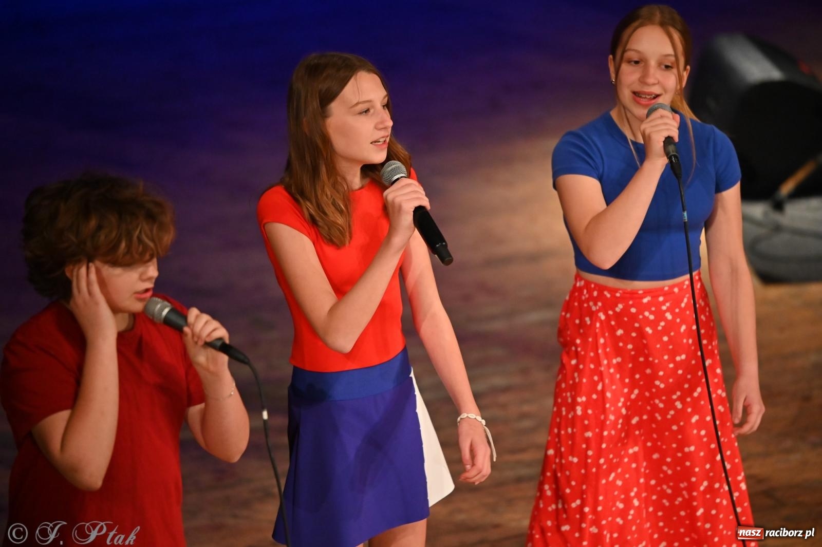 Zdjęcie w galerii na portalu naszraciborz.pl: Perspektywa Kids & Young. Muzyczna młodzież rozgrzała serca raciborzan [FOTO i WIDEO] wiadomości z regionu