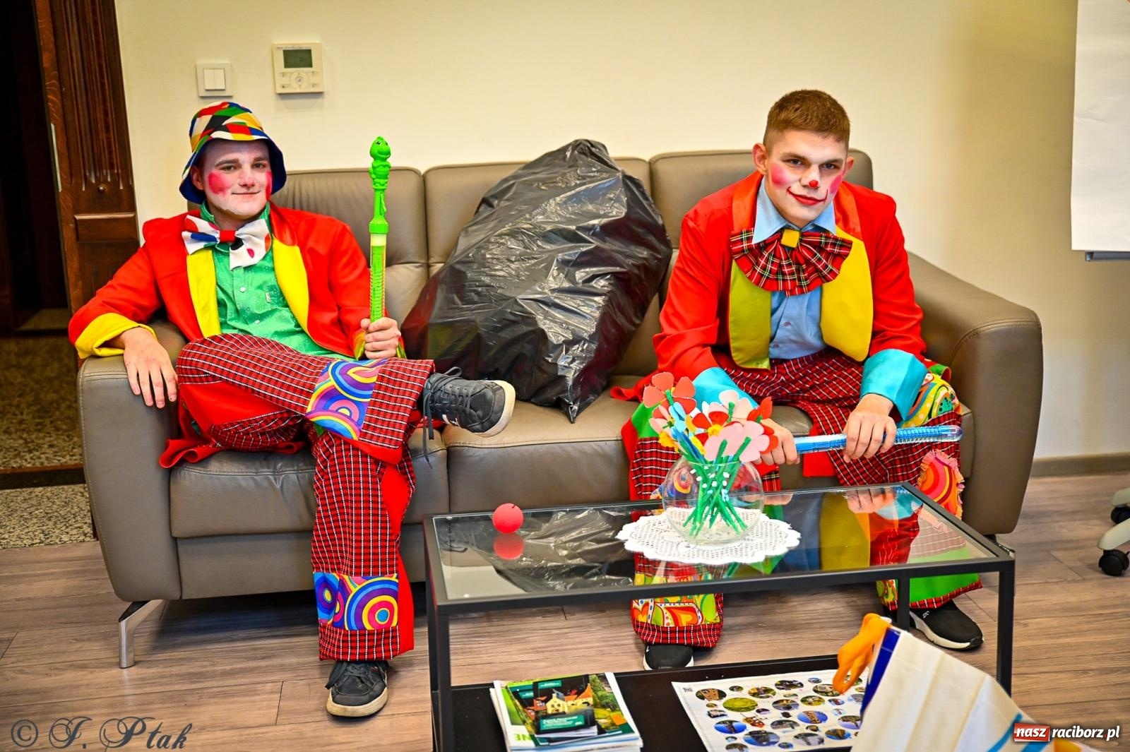 Zdjęcie w galerii na portalu naszraciborz.pl: Proces wampira przyciągnął tłumy. Racibórz w Nocy Otwartych Sądów [FOTO i WIDEO] wiadomości z regionu