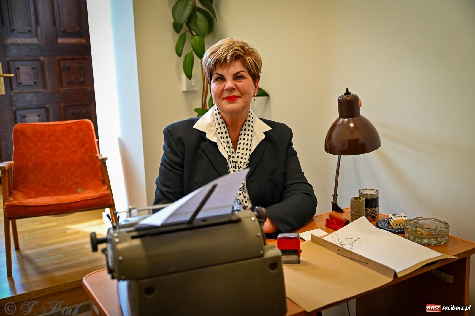 Zdjęcie w galerii na portalu naszraciborz.pl: Proces wampira przyciągnął tłumy. Racibórz w Nocy Otwartych Sądów [FOTO i WIDEO] wiadomości z regionu