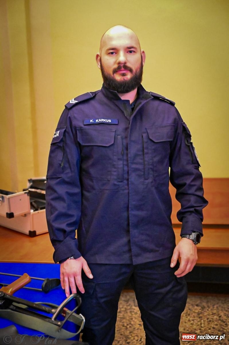 Zdjęcie w galerii na portalu naszraciborz.pl: Proces wampira przyciągnął tłumy. Racibórz w Nocy Otwartych Sądów [FOTO i WIDEO] wiadomości z regionu