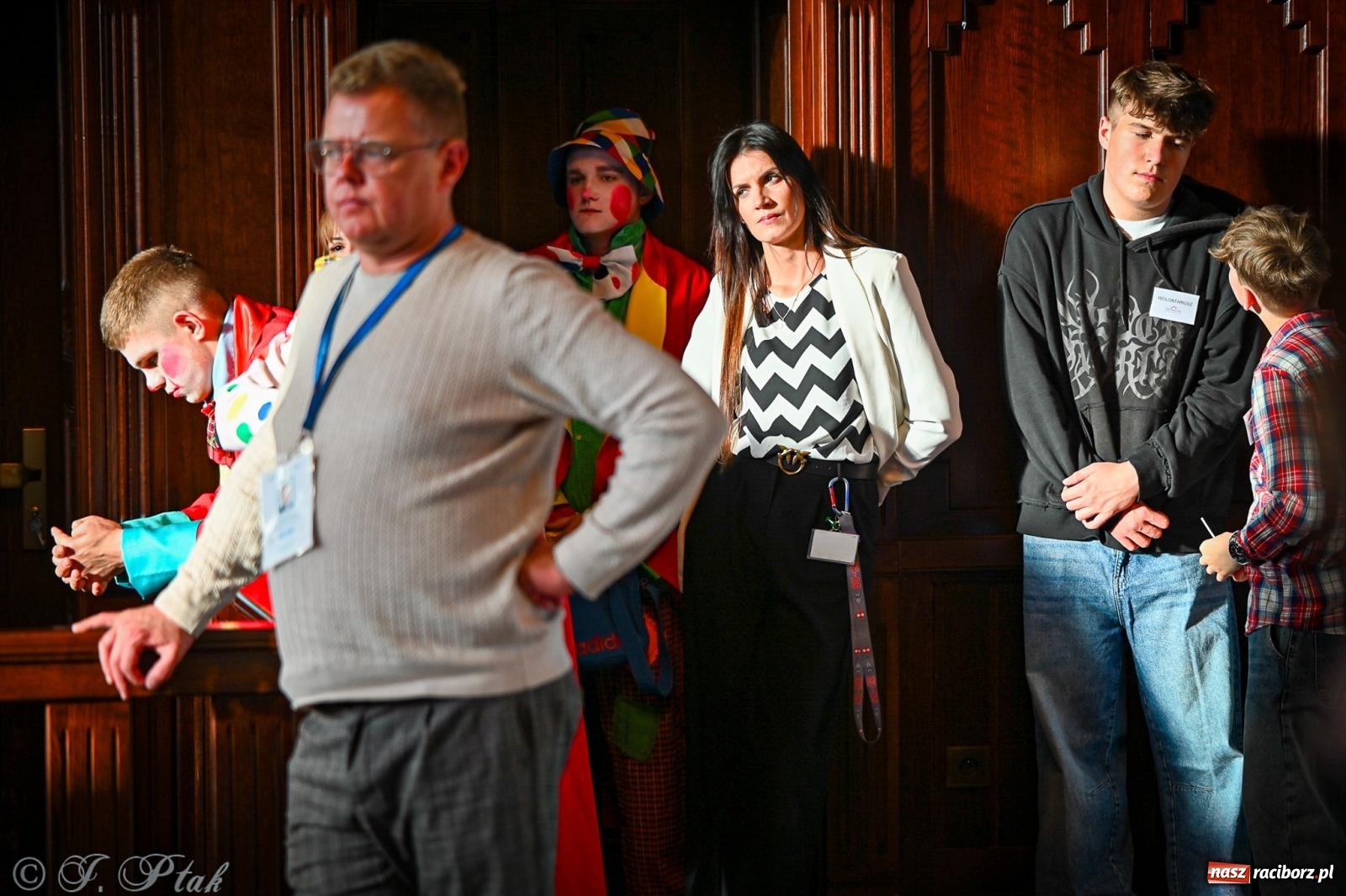 Zdjęcie w galerii na portalu naszraciborz.pl: Proces wampira przyciągnął tłumy. Racibórz w Nocy Otwartych Sądów [FOTO i WIDEO] wiadomości z regionu