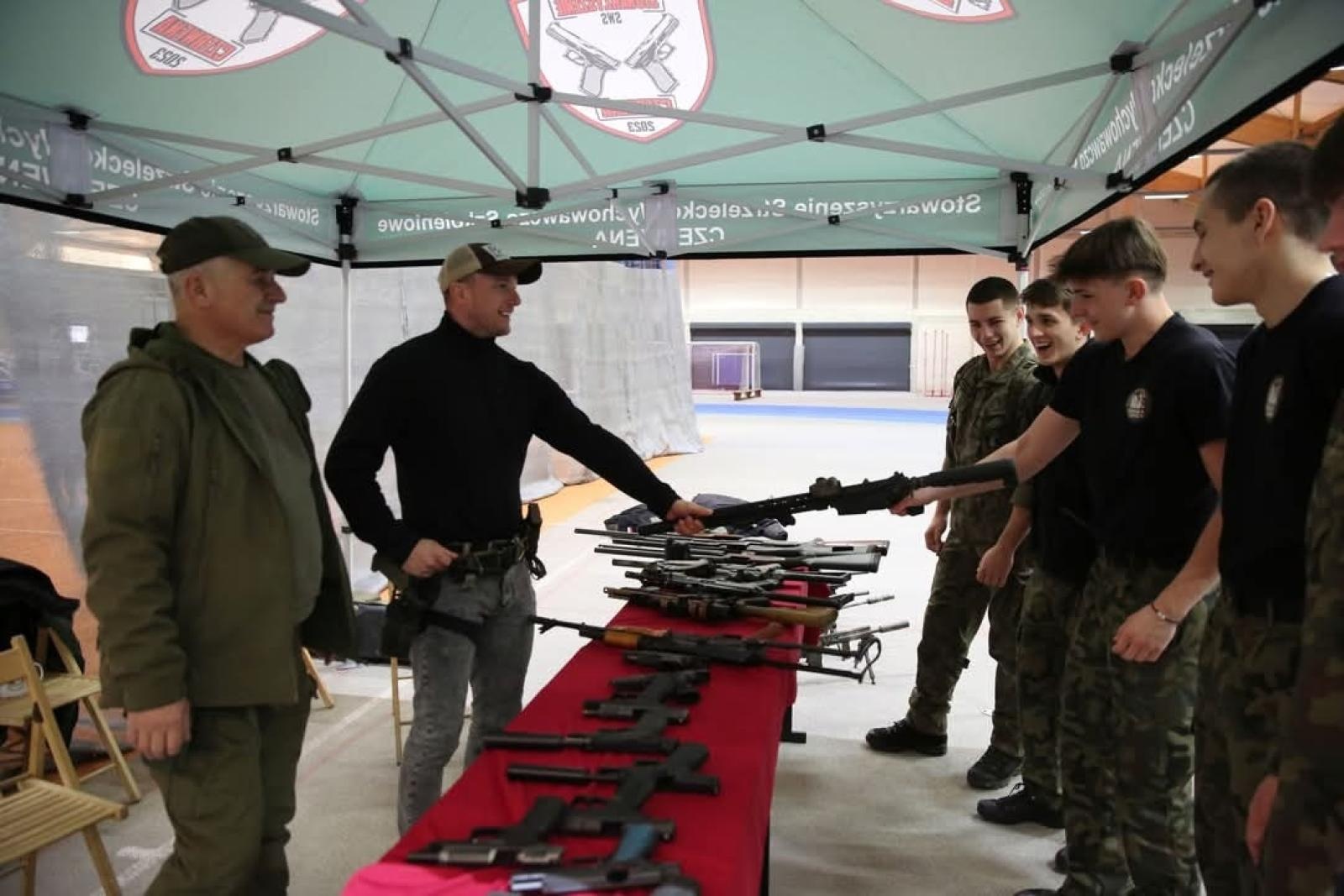 Zdjęcie w galerii na portalu naszraciborz.pl: ZSOMS w Raciborzu to szkoła, która z pasją i profesjonalizmem przygotowuje młodzież do wyzwań przyszłości wiadomości z regionu