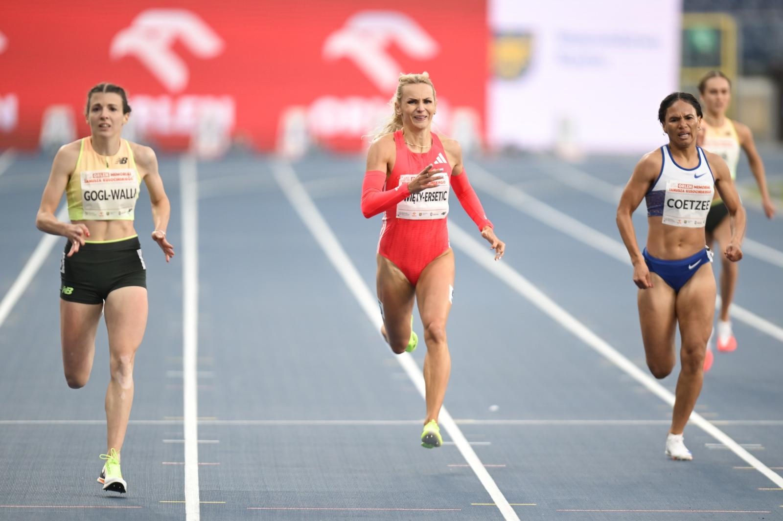 Zdjęcie w galerii na portalu naszraciborz.pl: Lekkoatleci walczyli z rywalami i przeraźliwym zimnem. Srebro Justyny Święty-Ersetic na ORLEN Memoriale Janusza Kusocińskiego w Chorzowie wiadomości z regionu