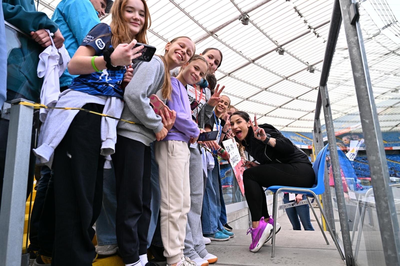 Zdjęcie w galerii na portalu naszraciborz.pl: Lekkoatleci walczyli z rywalami i przeraźliwym zimnem. Srebro Justyny Święty-Ersetic na ORLEN Memoriale Janusza Kusocińskiego w Chorzowie wiadomości z regionu