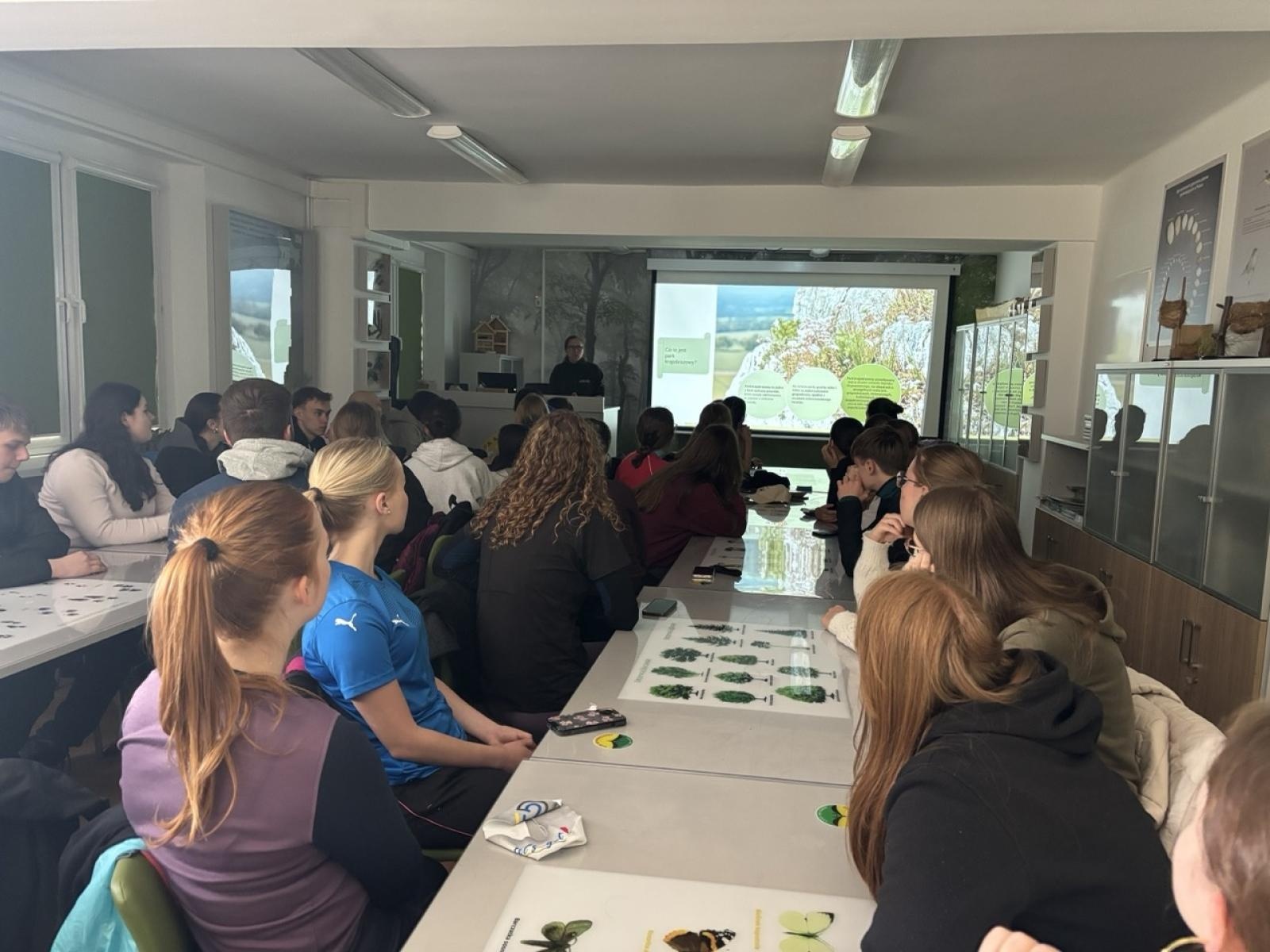 Zdjęcie w galerii na portalu naszraciborz.pl: Z kajaka do muzeum, z miasta na wulkan – wyprawa w ramach LET’S GET FIT! wiadomości z regionu