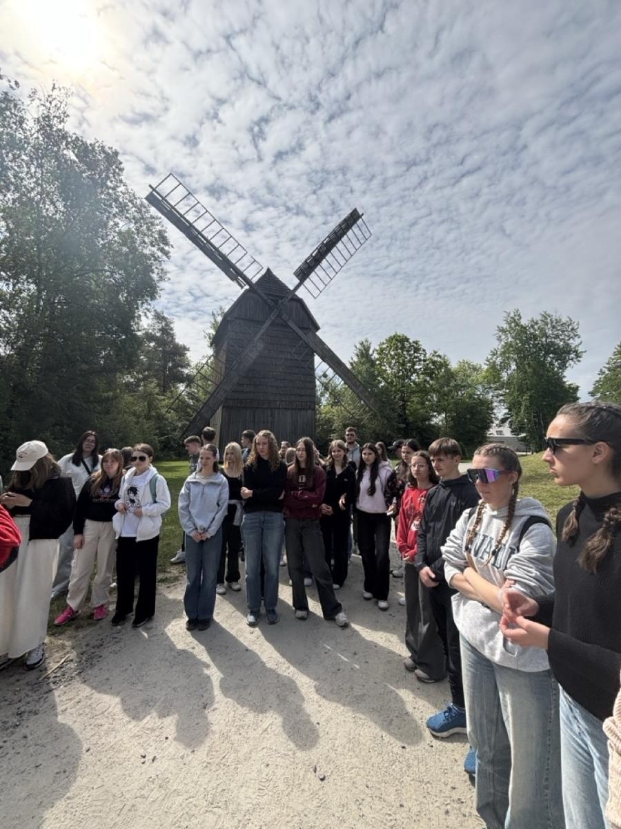 Zdjęcie w galerii na portalu naszraciborz.pl: Z kajaka do muzeum, z miasta na wulkan – wyprawa w ramach LET’S GET FIT! wiadomości z regionu