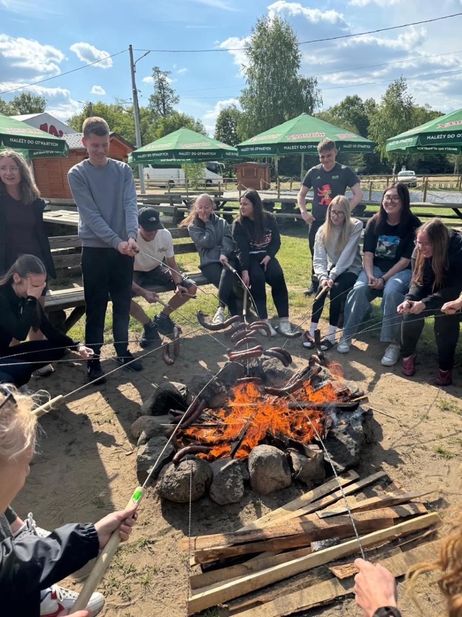 Zdjęcie w galerii na portalu naszraciborz.pl: Z kajaka do muzeum, z miasta na wulkan – wyprawa w ramach LET’S GET FIT! wiadomości z regionu