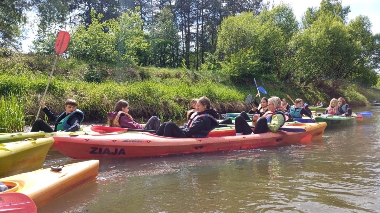 Zdjęcie w galerii na portalu naszraciborz.pl: Z kajaka do muzeum, z miasta na wulkan – wyprawa w ramach LET’S GET FIT! wiadomości z regionu