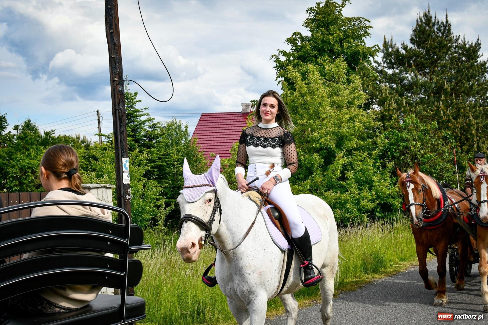 Zdjęcie w galerii na portalu naszraciborz.pl: W Brzeziu odbyła się procesja na św. Urbana: tradycja i duchowa wartość [FOTO i WIDEO] wiadomości z regionu