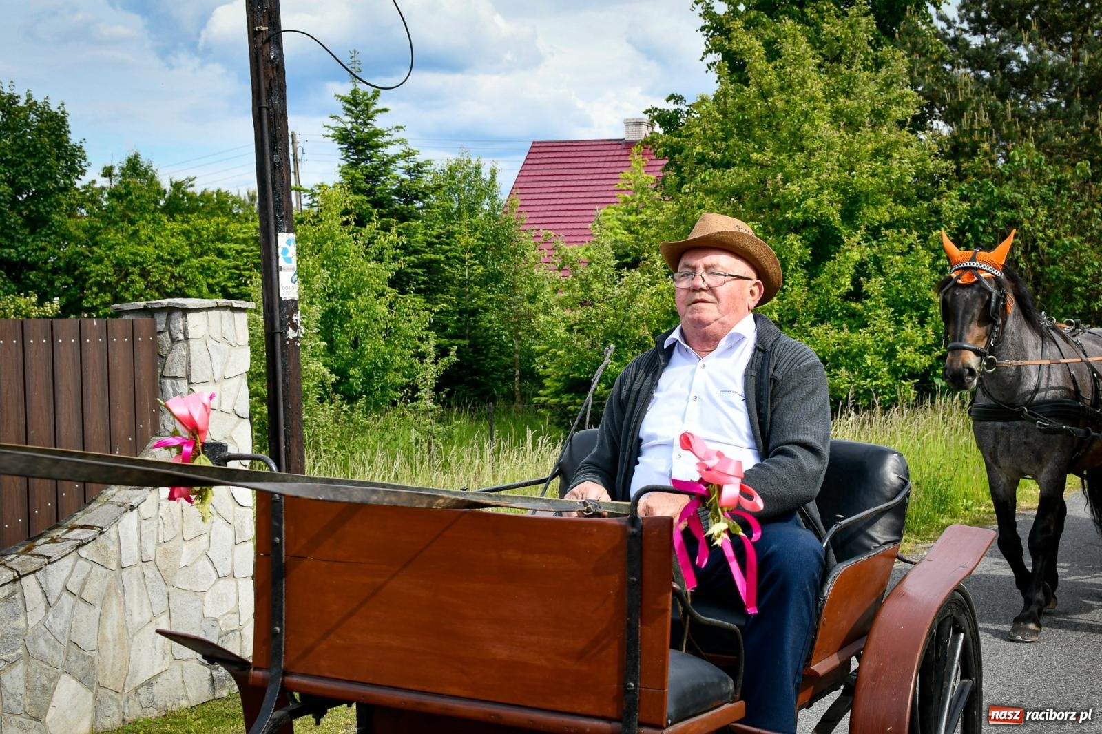 Zdjęcie w galerii na portalu naszraciborz.pl: W Brzeziu odbyła się procesja na św. Urbana: tradycja i duchowa wartość [FOTO i WIDEO] wiadomości z regionu