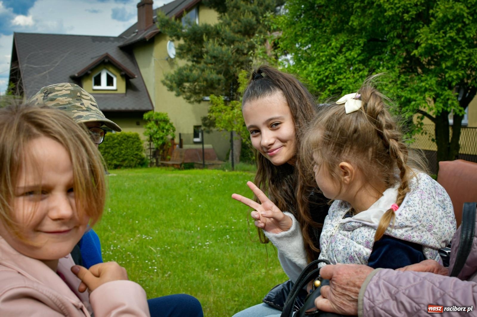 Zdjęcie w galerii na portalu naszraciborz.pl: W Brzeziu odbyła się procesja na św. Urbana: tradycja i duchowa wartość [FOTO i WIDEO] wiadomości z regionu