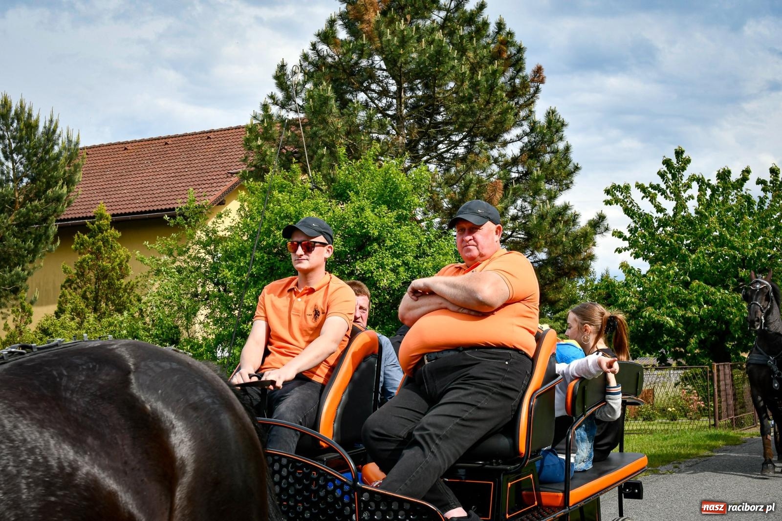 Zdjęcie w galerii na portalu naszraciborz.pl: W Brzeziu odbyła się procesja na św. Urbana: tradycja i duchowa wartość [FOTO i WIDEO] wiadomości z regionu