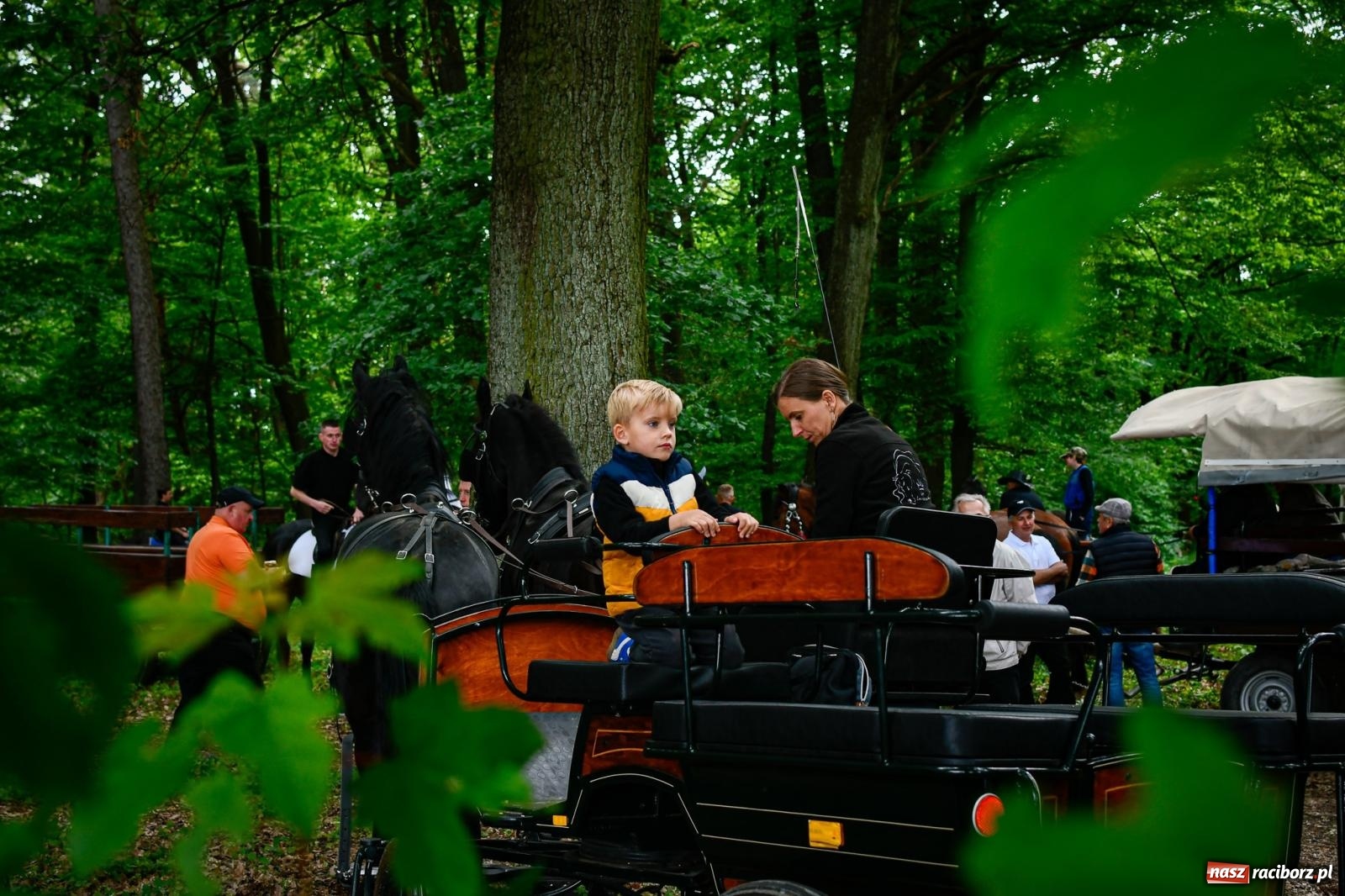 Zdjęcie w galerii na portalu naszraciborz.pl: W Brzeziu odbyła się procesja na św. Urbana: tradycja i duchowa wartość [FOTO i WIDEO] wiadomości z regionu