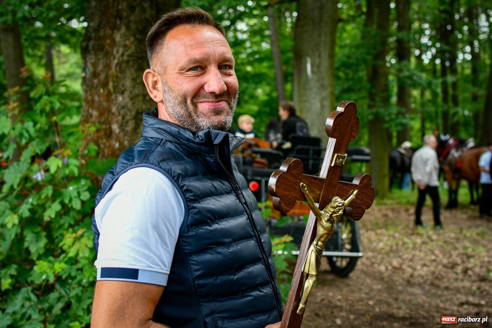 Zdjęcie w galerii na portalu naszraciborz.pl: W Brzeziu odbyła się procesja na św. Urbana: tradycja i duchowa wartość [FOTO i WIDEO] wiadomości z regionu