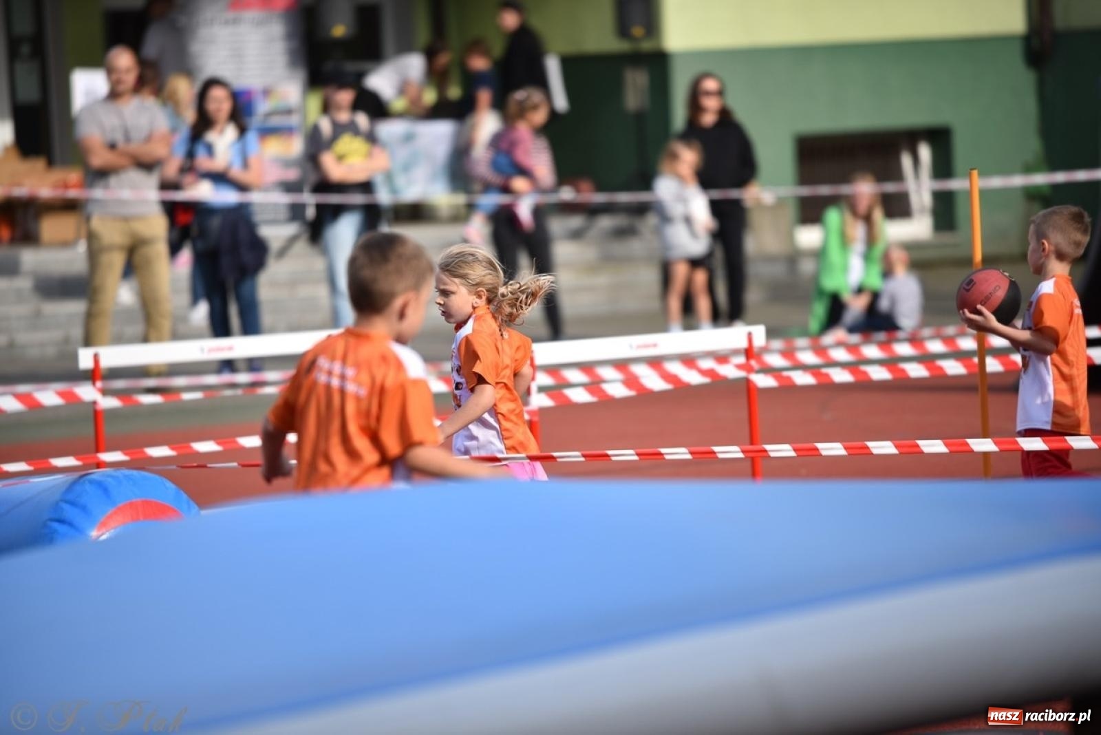 Zdjęcie w galerii na portalu naszraciborz.pl: Raciborski Test Sprawności - dzień pierwszy za nami, dziś drugi dzień ćwiczeń wiadomości z regionu