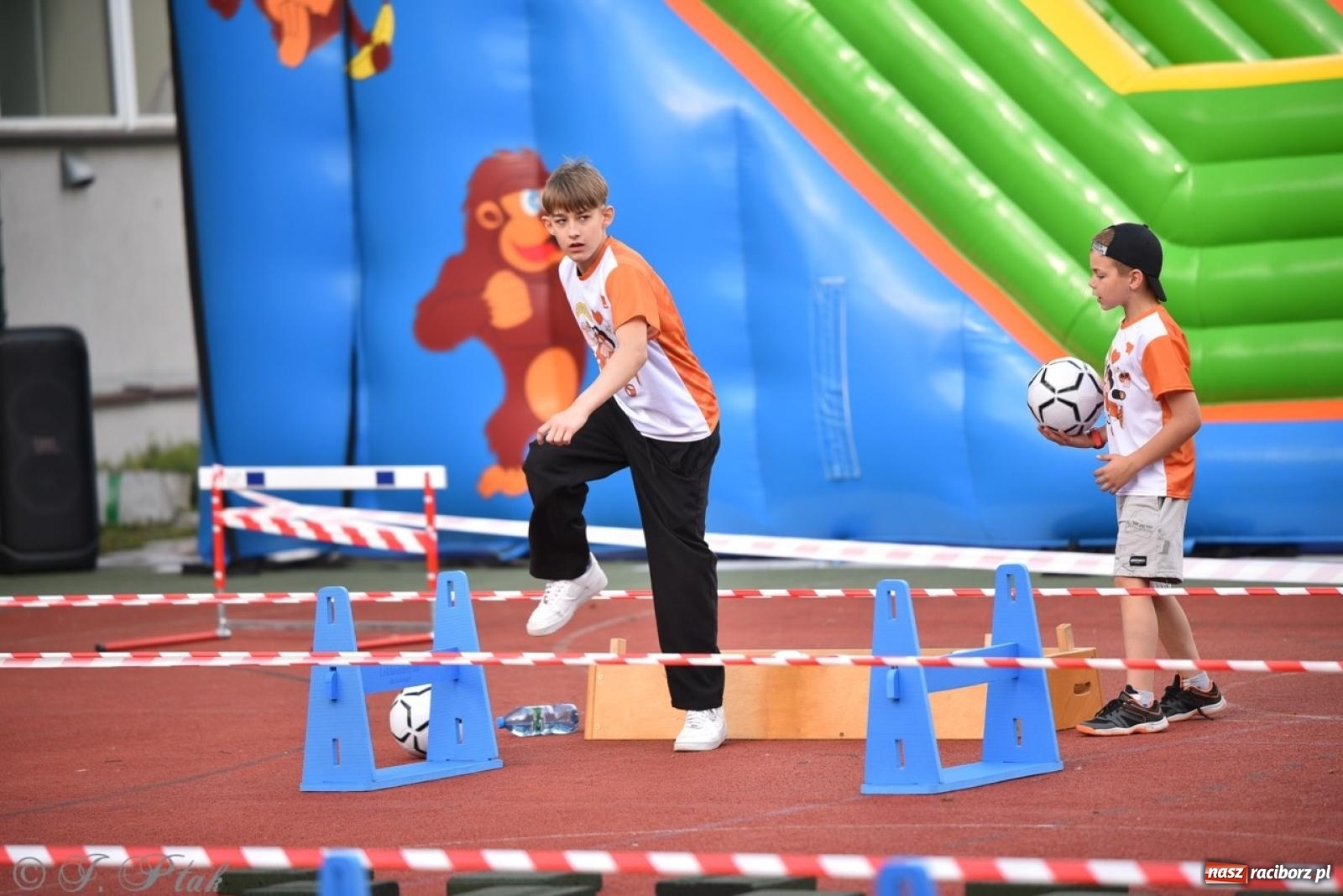 Zdjęcie w galerii na portalu naszraciborz.pl: Raciborski Test Sprawności - dzień pierwszy za nami, dziś drugi dzień ćwiczeń wiadomości z regionu