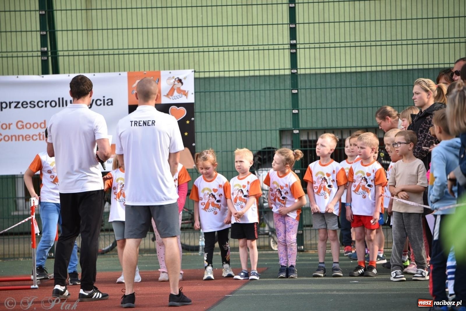 Zdjęcie w galerii na portalu naszraciborz.pl: Raciborski Test Sprawności - dzień pierwszy za nami, dziś drugi dzień ćwiczeń wiadomości z regionu