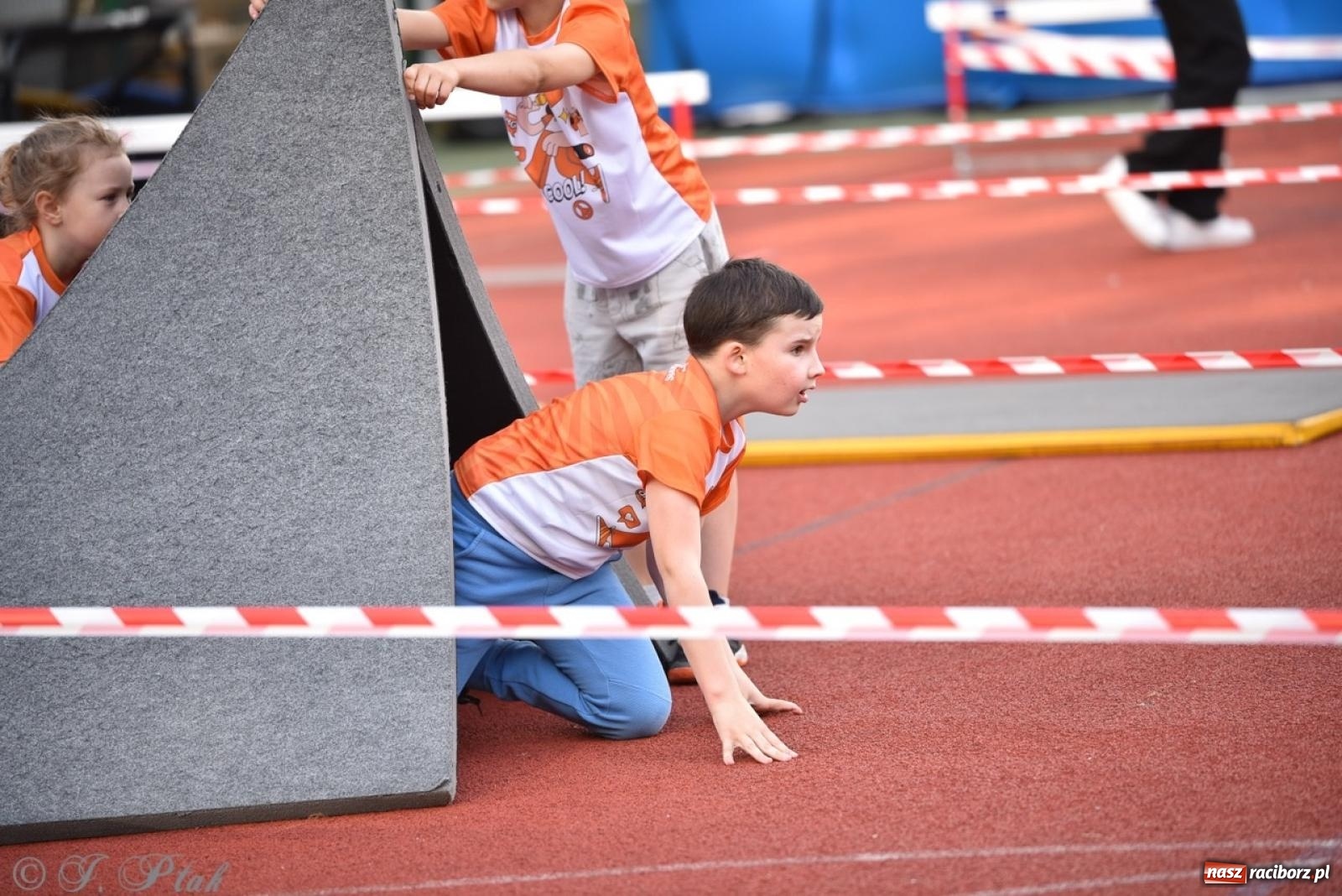 Zdjęcie w galerii na portalu naszraciborz.pl: Raciborski Test Sprawności - dzień pierwszy za nami, dziś drugi dzień ćwiczeń wiadomości z regionu