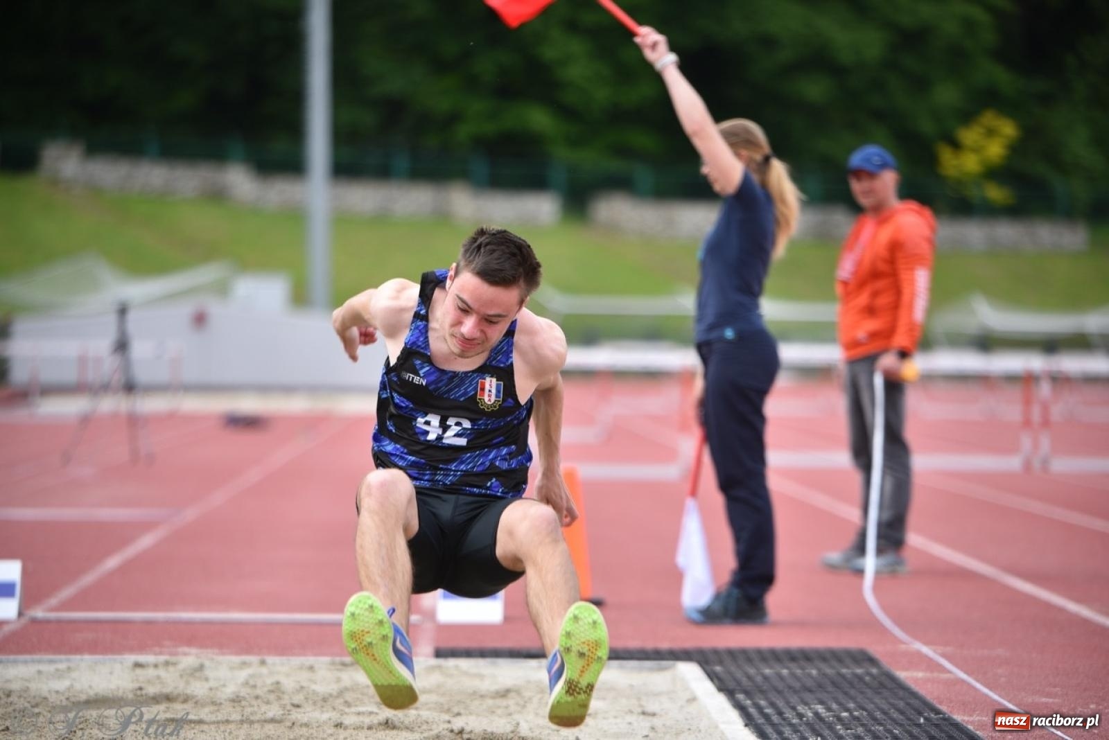 Zdjęcie w galerii na portalu naszraciborz.pl: Mistrzostwa województwa śląskiego w lekkoatletyce w Raciborzu U18, U20 i seniorzy wiadomości z regionu