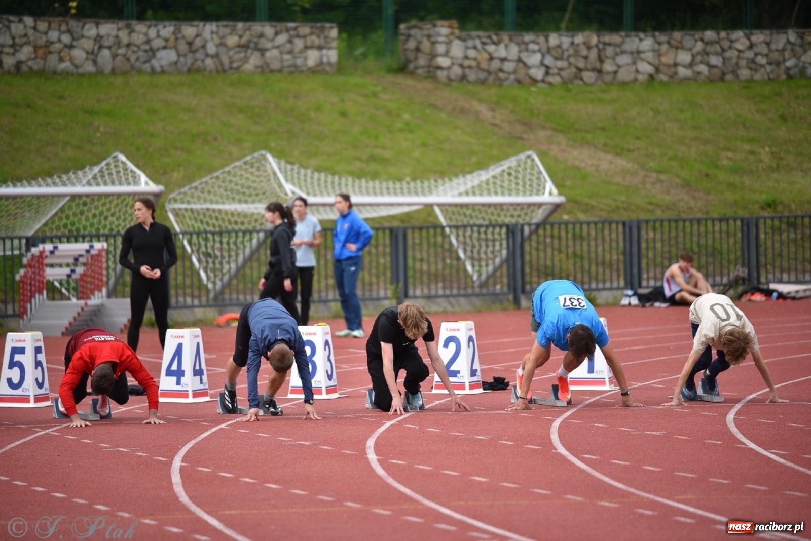 Zdjęcie w galerii na portalu naszraciborz.pl: Mistrzostwa województwa śląskiego w lekkoatletyce w Raciborzu U18, U20 i seniorzy wiadomości z regionu