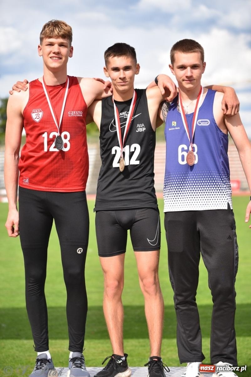Zdjęcie w galerii na portalu naszraciborz.pl: Mistrzostwa województwa śląskiego w lekkoatletyce w Raciborzu U18, U20 i seniorzy wiadomości z regionu