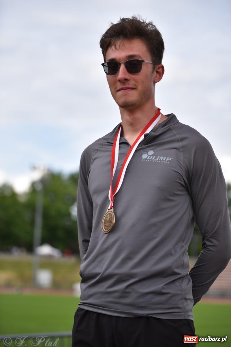 Zdjęcie w galerii na portalu naszraciborz.pl: Mistrzostwa województwa śląskiego w lekkoatletyce w Raciborzu U18, U20 i seniorzy wiadomości z regionu