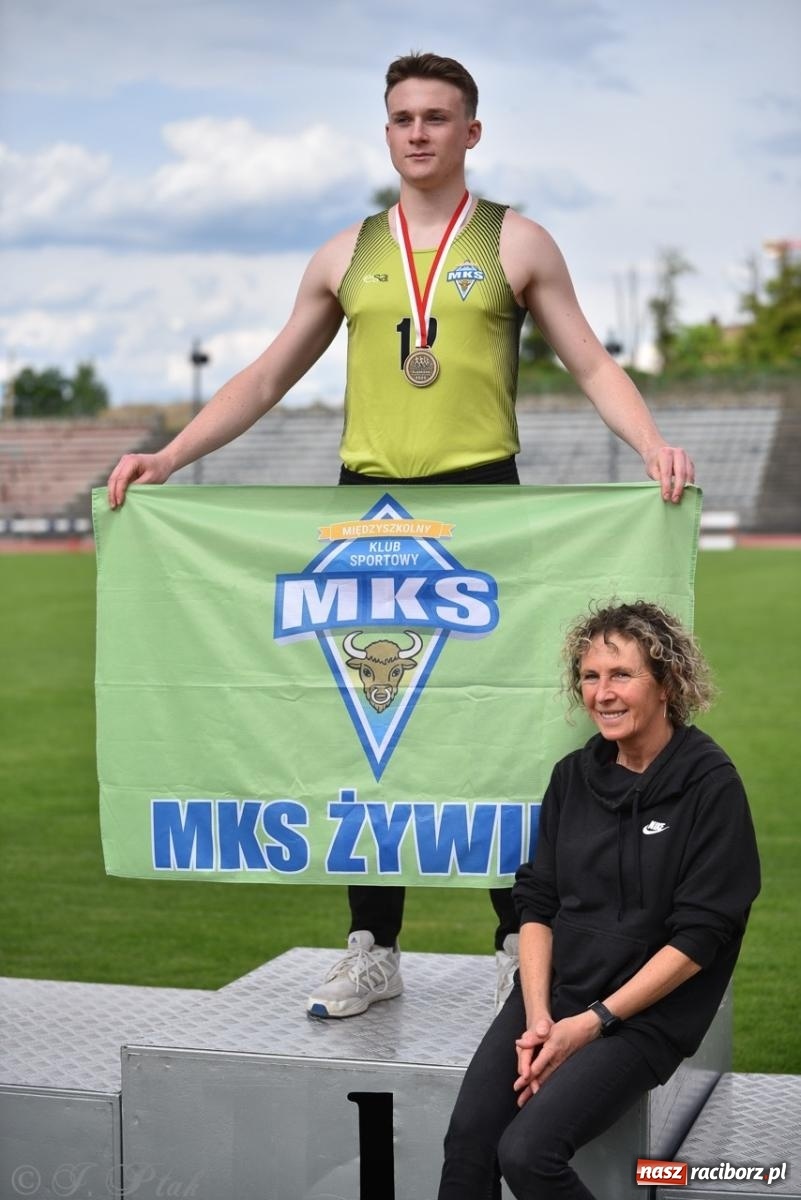 Zdjęcie w galerii na portalu naszraciborz.pl: Mistrzostwa województwa śląskiego w lekkoatletyce w Raciborzu U18, U20 i seniorzy wiadomości z regionu