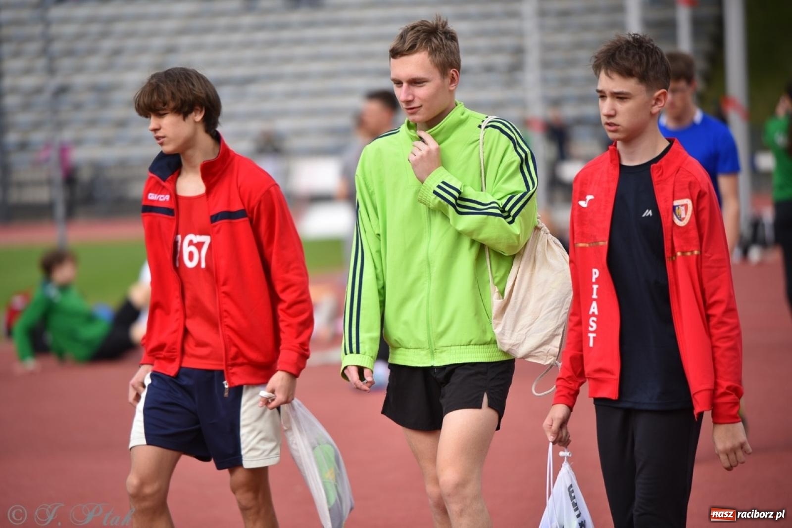 Zdjęcie w galerii na portalu naszraciborz.pl: Mistrzostwa województwa śląskiego w lekkoatletyce w Raciborzu U18, U20 i seniorzy wiadomości z regionu