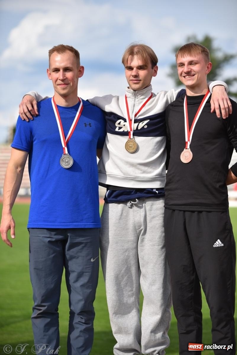Zdjęcie w galerii na portalu naszraciborz.pl: Mistrzostwa województwa śląskiego w lekkoatletyce w Raciborzu U18, U20 i seniorzy wiadomości z regionu