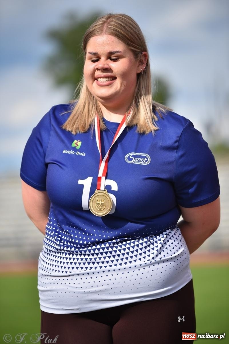 Zdjęcie w galerii na portalu naszraciborz.pl: Mistrzostwa województwa śląskiego w lekkoatletyce w Raciborzu U18, U20 i seniorzy wiadomości z regionu