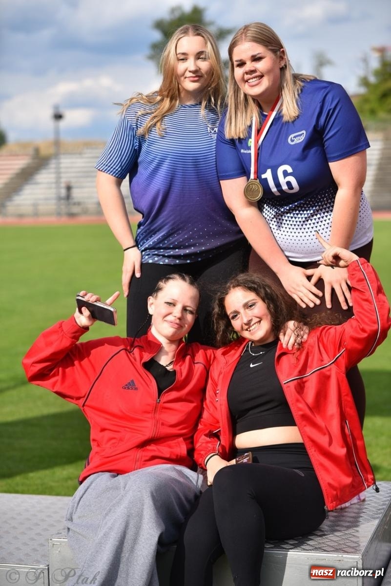 Zdjęcie w galerii na portalu naszraciborz.pl: Mistrzostwa województwa śląskiego w lekkoatletyce w Raciborzu U18, U20 i seniorzy wiadomości z regionu