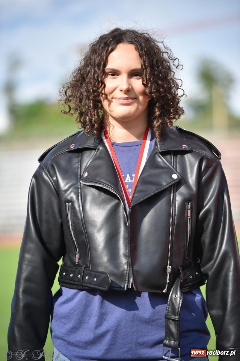 Zdjęcie w galerii na portalu naszraciborz.pl: Mistrzostwa województwa śląskiego w lekkoatletyce w Raciborzu U18, U20 i seniorzy wiadomości z regionu