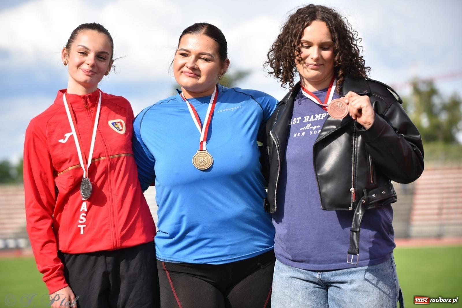 Zdjęcie w galerii na portalu naszraciborz.pl: Mistrzostwa województwa śląskiego w lekkoatletyce w Raciborzu U18, U20 i seniorzy wiadomości z regionu